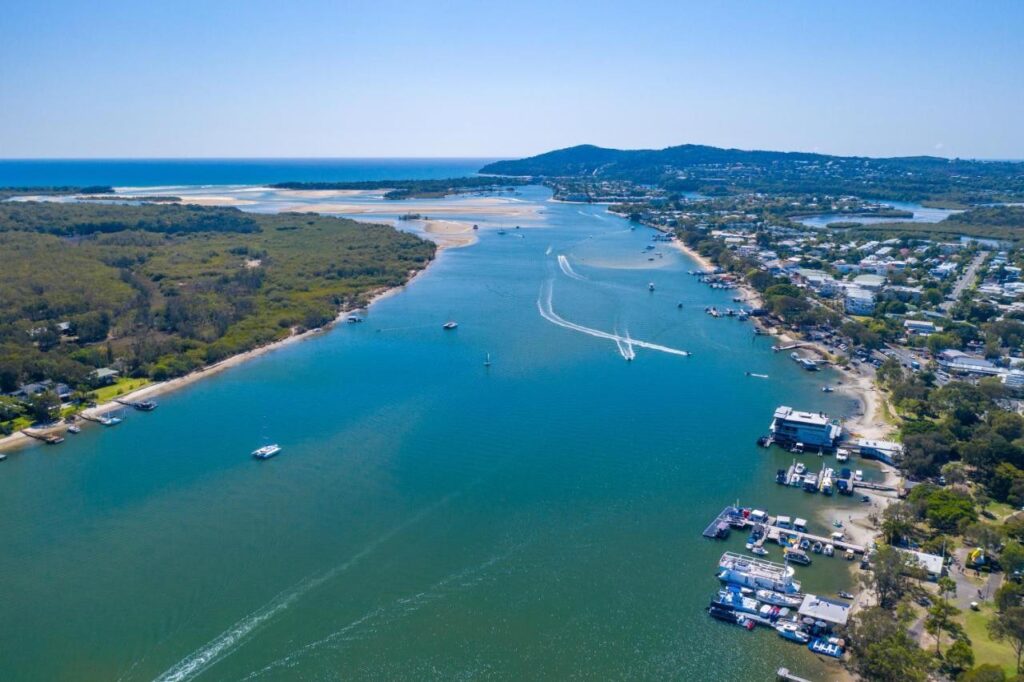 Picture of Noosa River from above - Noosaville Accomodation and Noosa River Accomodation