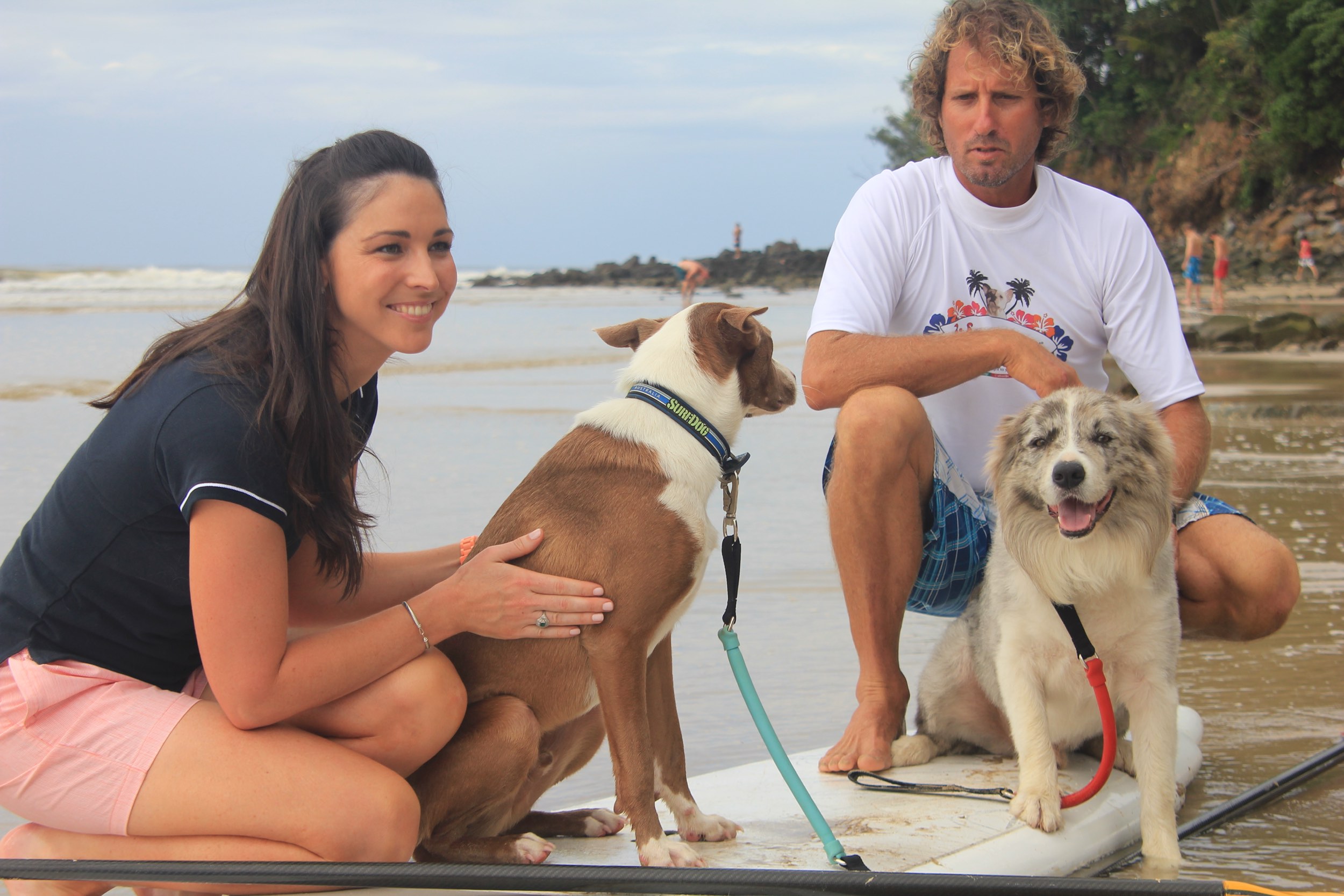 
Giaan Rooney and Chris de Aboitiz are pictured at the 2012 Surfing Dog Spectacular, sponsored by VetShopAustralia