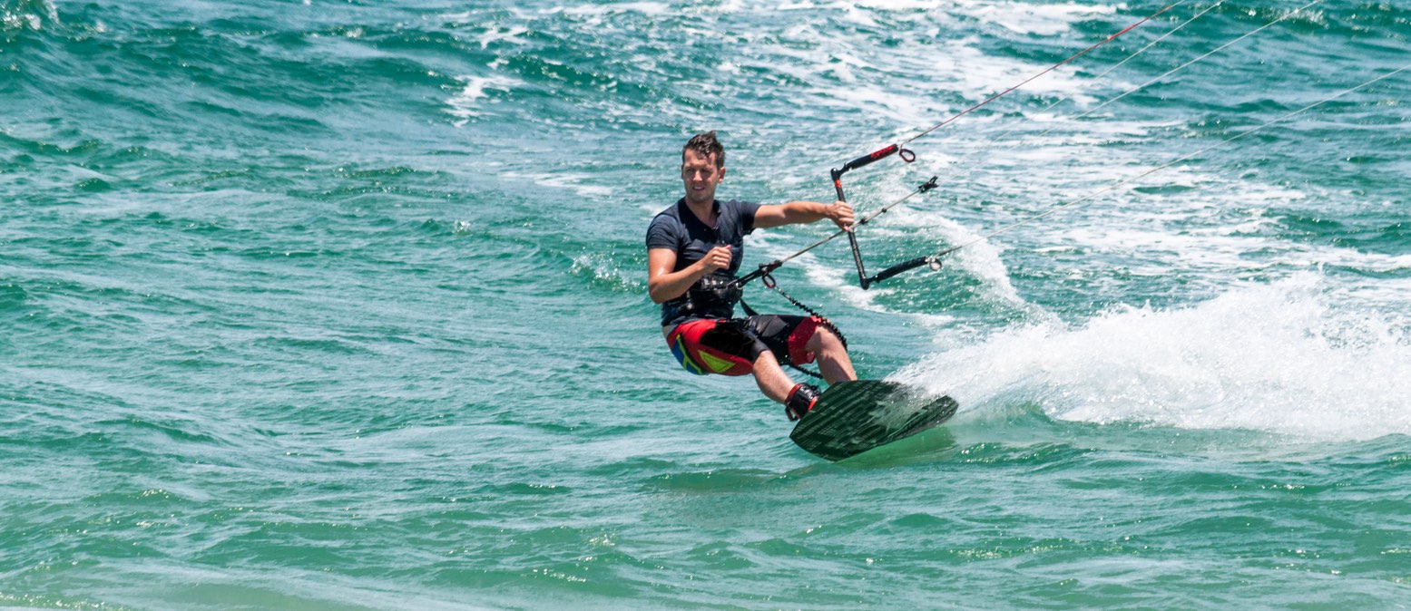 Kitesurfing - Adventure sports Noosa