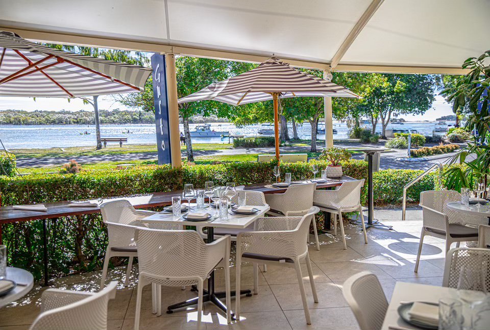  Gusto with an amazing view of Noosa River 