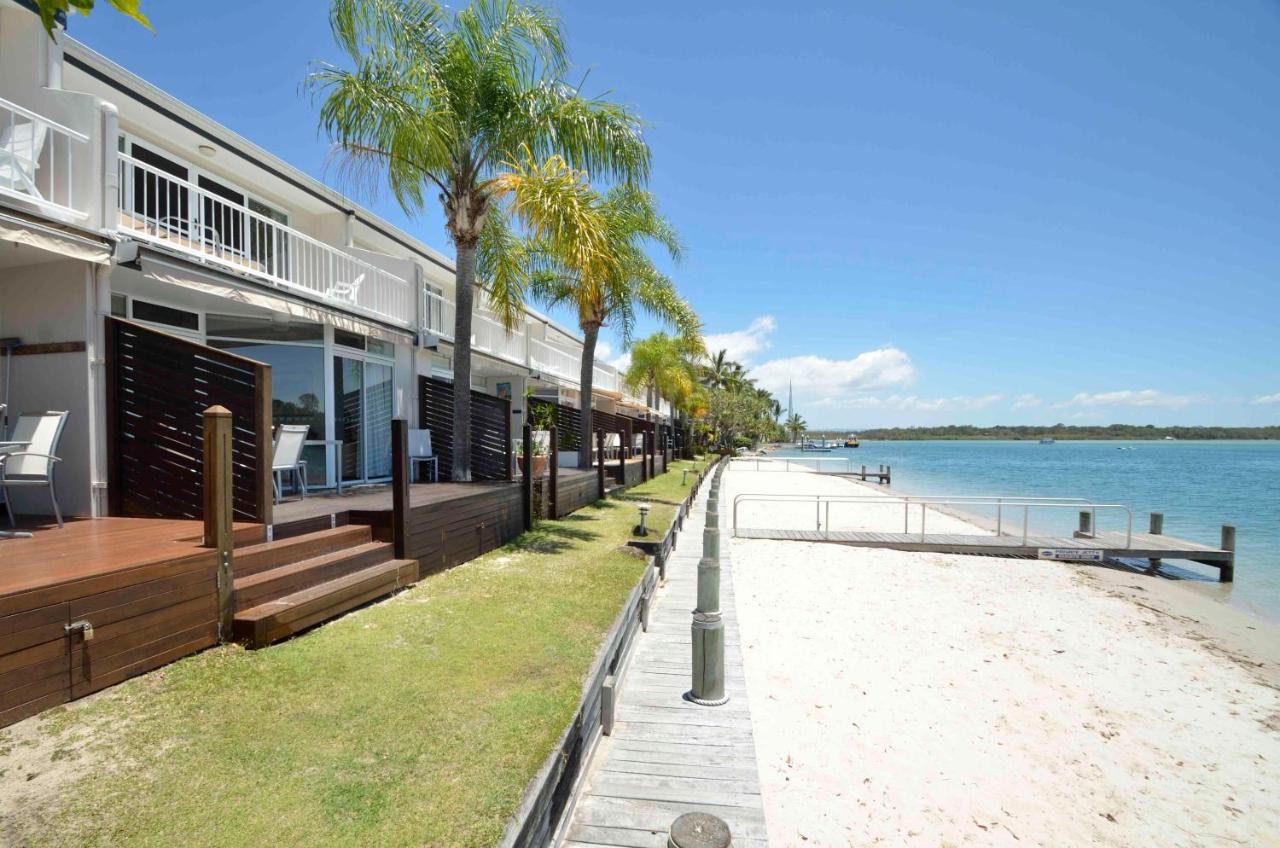 Skippers Cove Waterfront Resort - Noosa River Accomodation - beach front accoodation