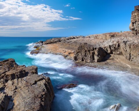 Rocky Outcrop that is Devils Kitchen Noosa